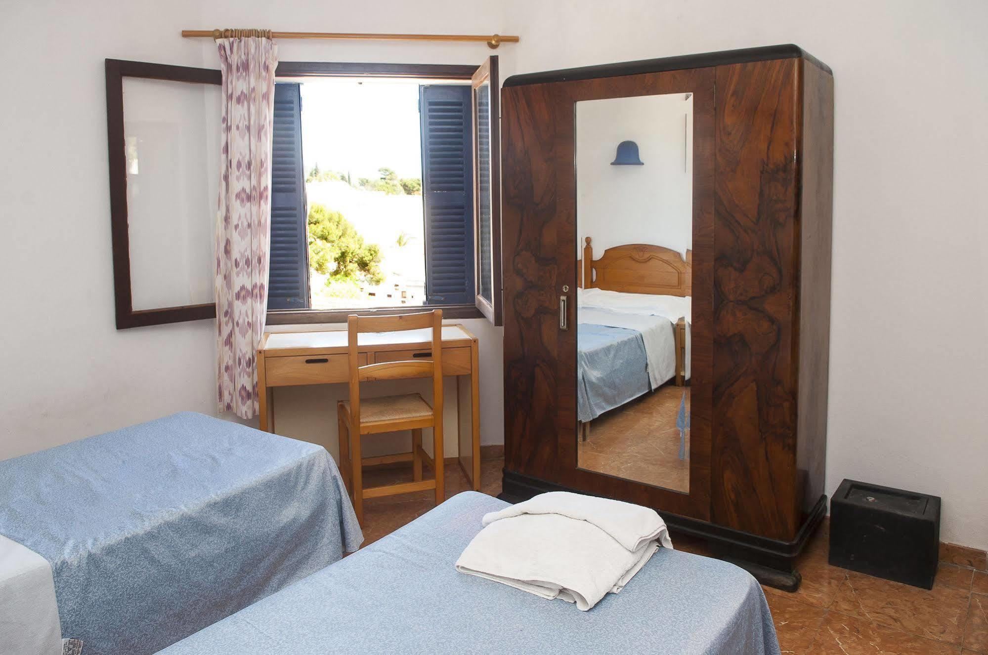 Surfing Concept Hostel Cala Ratjada  Zewnętrze zdjęcie