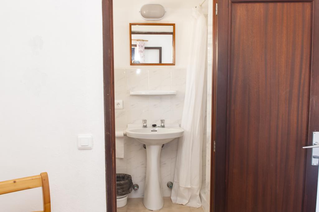 Surfing Concept Hostel Cala Ratjada  Pokój zdjęcie